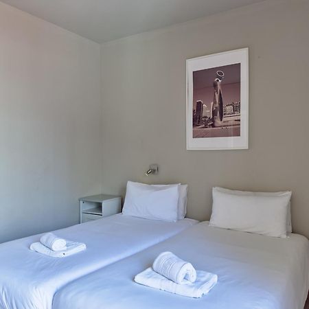 Stay U-Nique Apartments Torre Damians برشلونة المظهر الخارجي الصورة