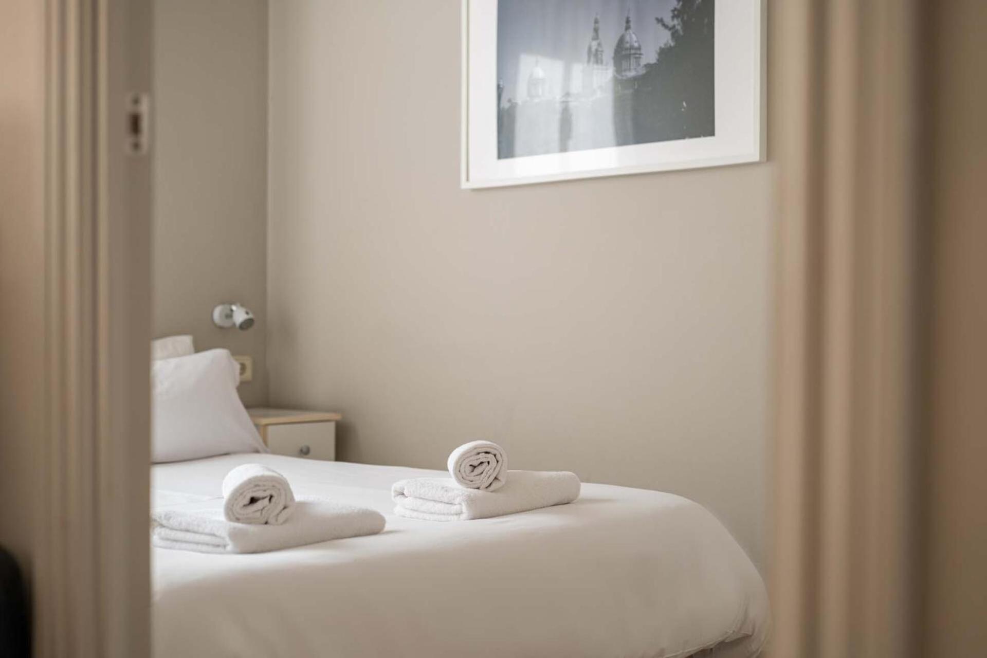 Stay U-Nique Apartments Torre Damians برشلونة المظهر الخارجي الصورة