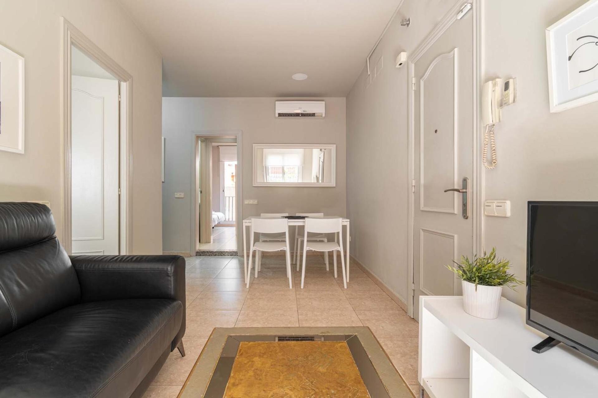 Stay U-Nique Apartments Torre Damians برشلونة المظهر الخارجي الصورة