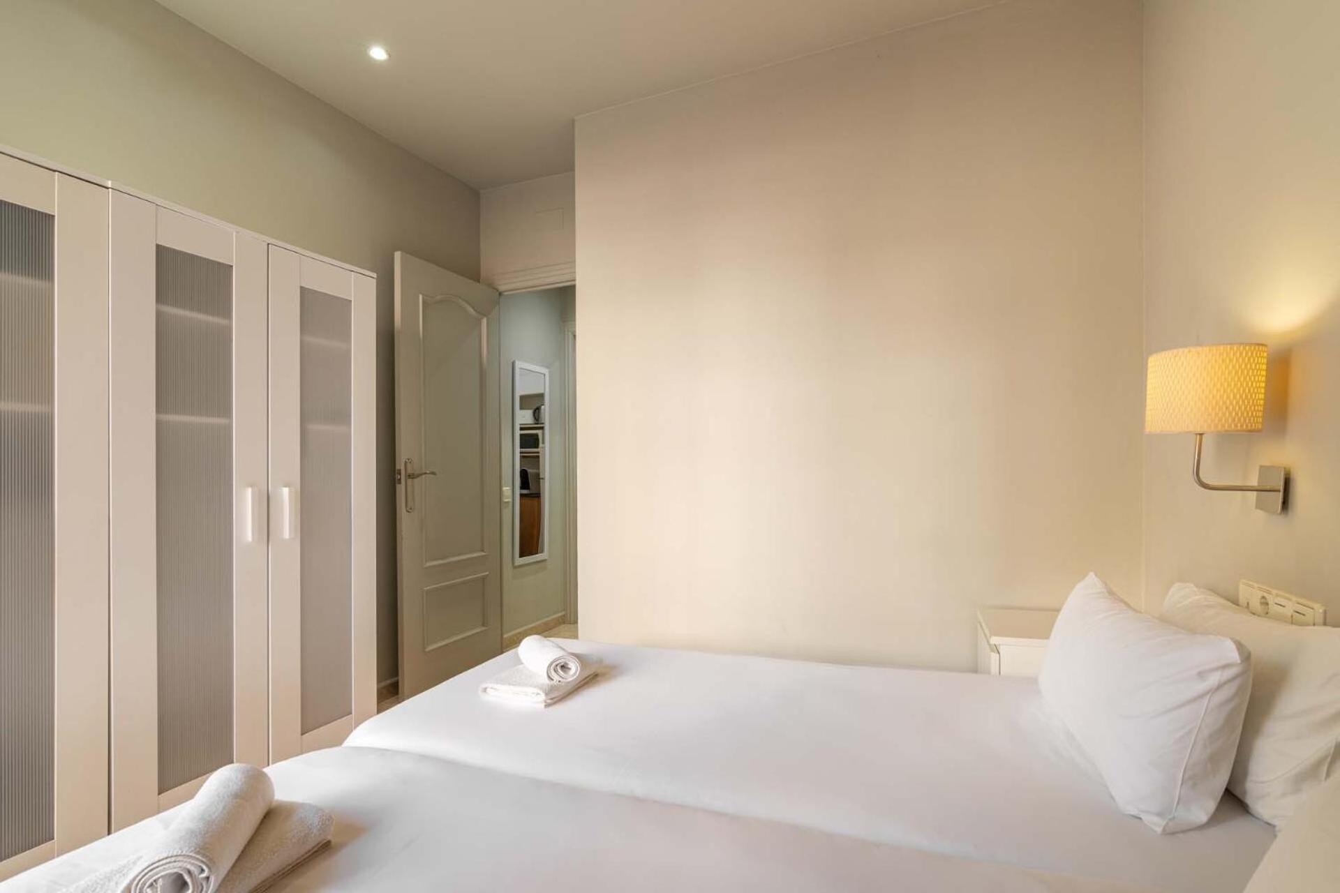 Stay U-Nique Apartments Torre Damians برشلونة المظهر الخارجي الصورة