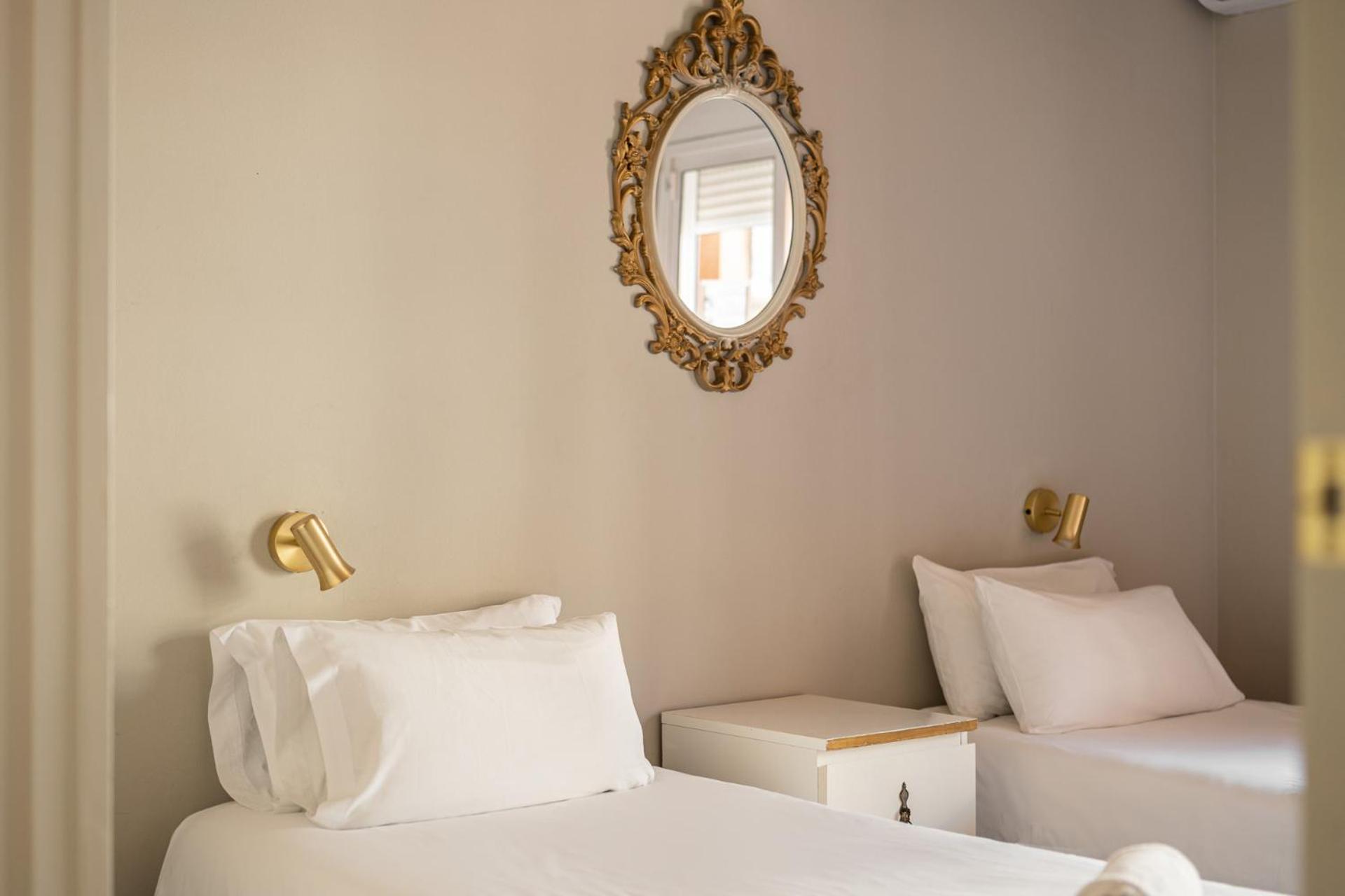Stay U-Nique Apartments Torre Damians برشلونة المظهر الخارجي الصورة